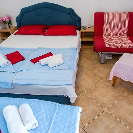 Sandra Appartement Budva